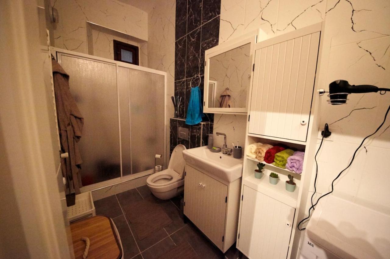 Studio At The Heart Of Taksim Apartment Istanbul Exterior photo