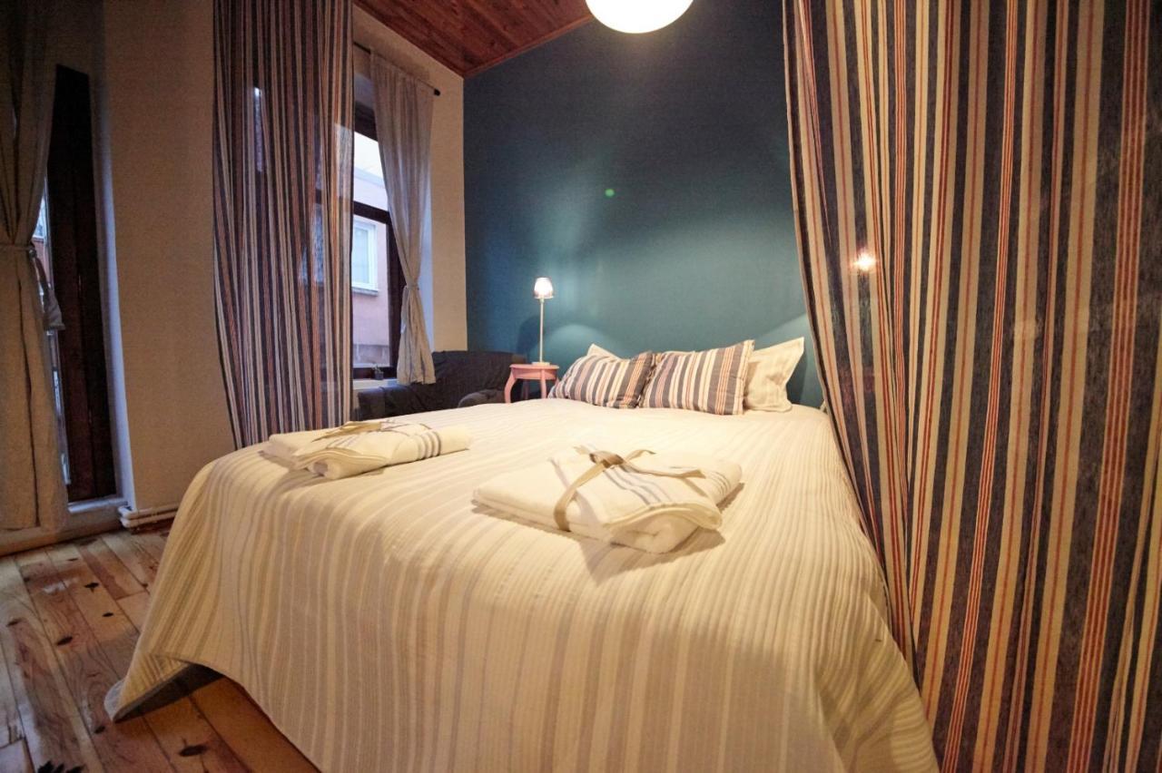 Studio At The Heart Of Taksim Apartment Istanbul Exterior photo